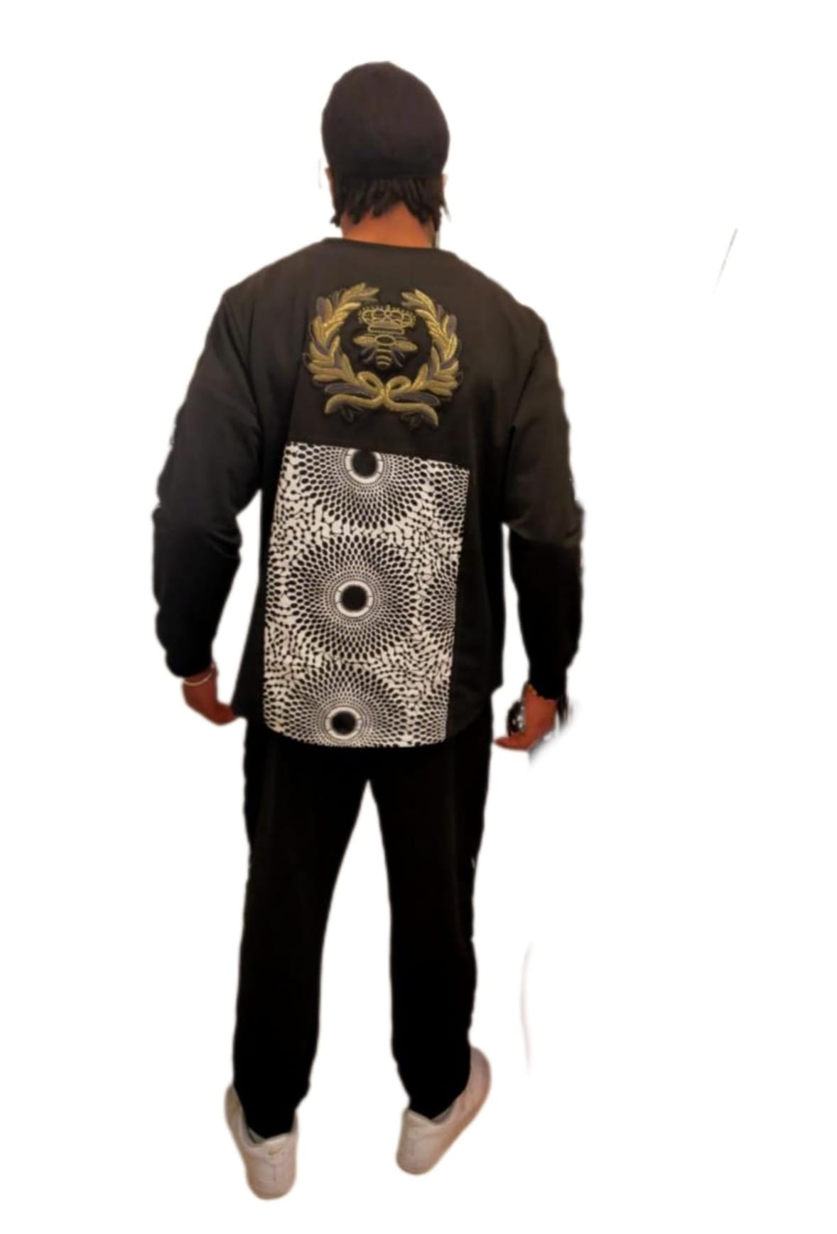 Ensemble Sweat Shirt, Couleur Noire, Imprimer Africain. – Image 4